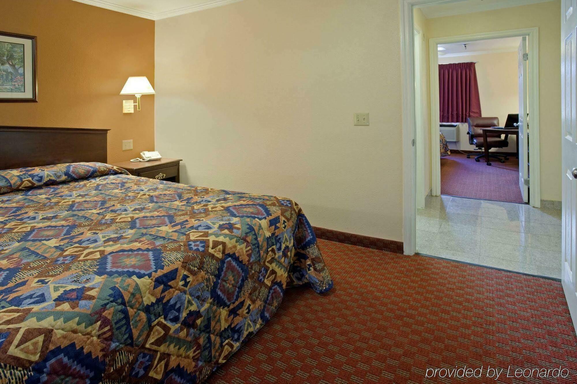 Laguna Inn And Suites San Juan Capistrano Room photo